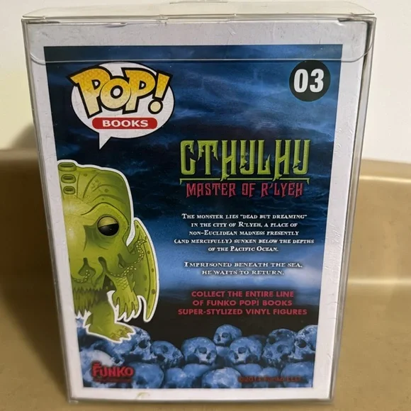 Funko Pop Cthulhu Master Of R’lyeh GITD - Picture 4 of 5